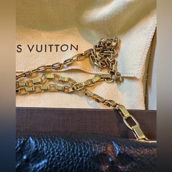 Louis Vuitton Empreinte Pochette Saint Germain Black - Picture 5 of 8